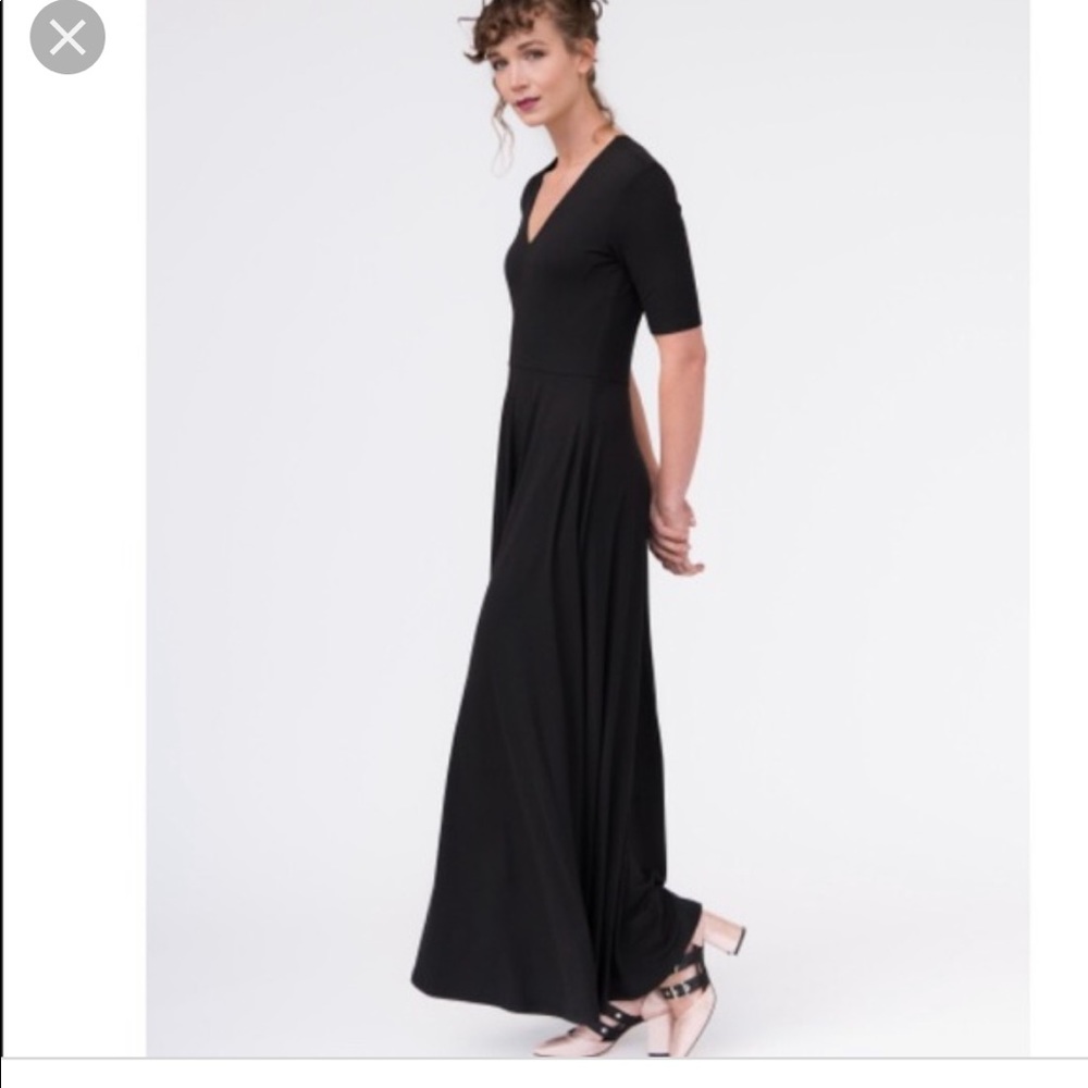 Agnes & Dora Black dress Essential Austen